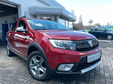 Car image 2