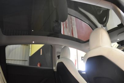 Car image 43