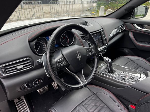 Maserati Levante Q4 257 kW image number 12