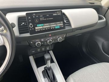 Car image 30