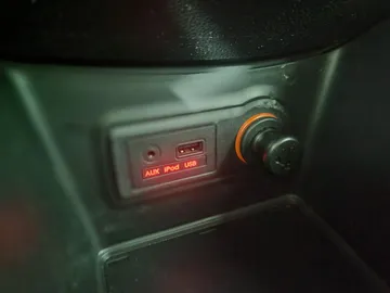 Car image 22