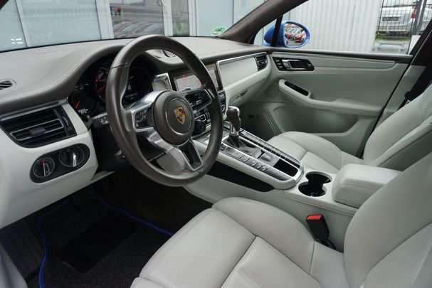 Porsche Macan Turbo 324 kW image number 15