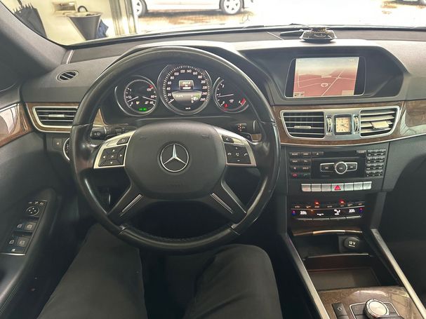 Mercedes-Benz E 220 T 125 kW image number 24