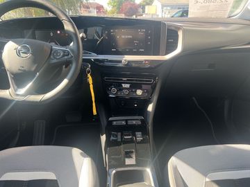 Car image 15