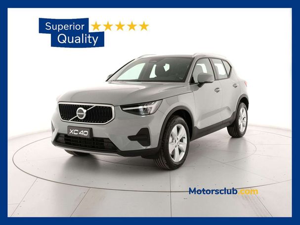 Volvo XC40 B3 Core 120 kW image number 2