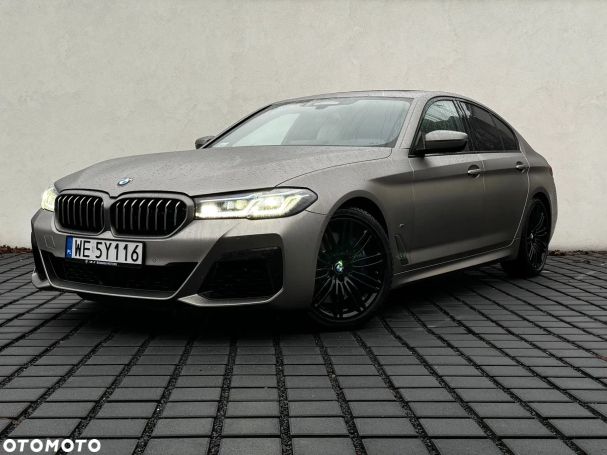 BMW M550i xDrive 390 kW image number 1