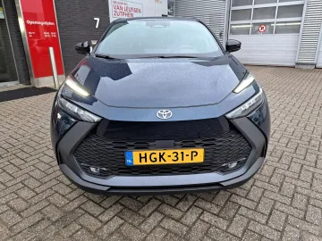 Car image 2