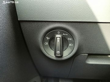 Car image 36