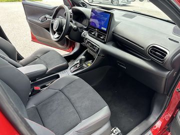 Car image 14