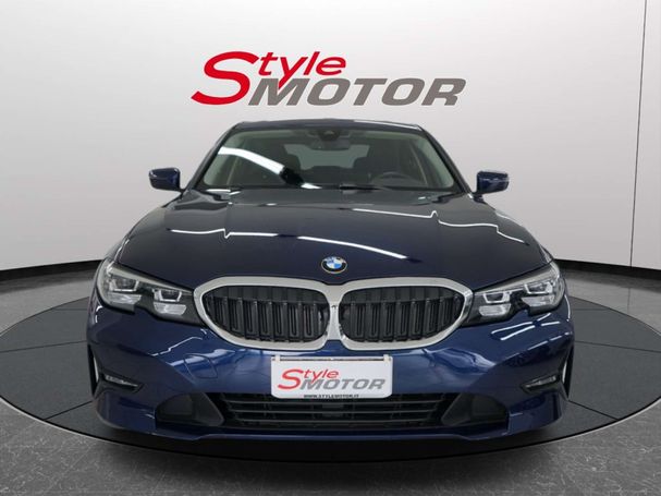 BMW 318d Advantage 110 kW image number 2