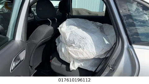 Car image 48