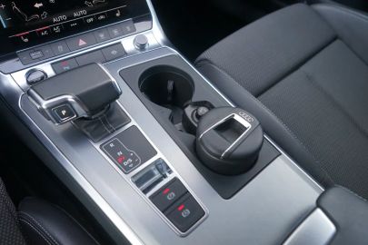 Car image 22