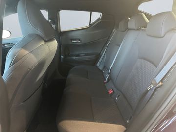 Car image 12