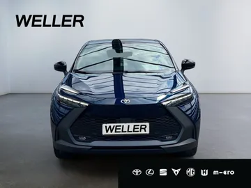 Car image 3