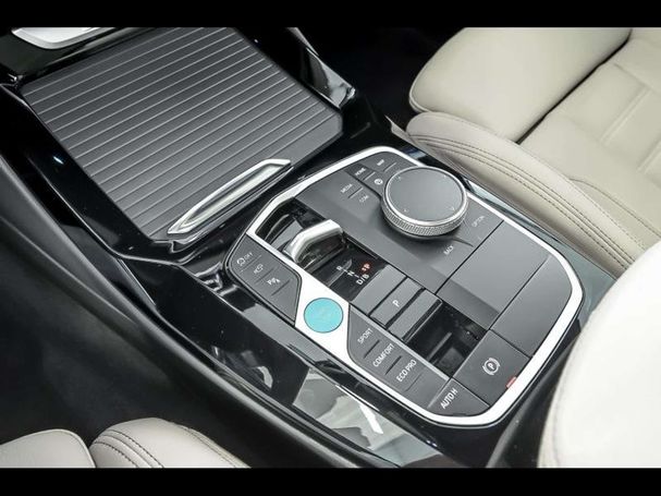 BMW iX3 M Sport 210 kW image number 10