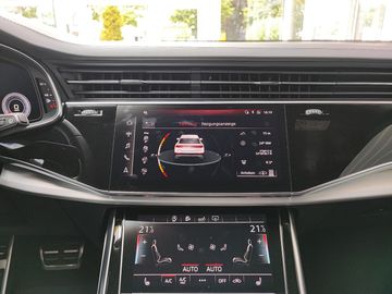 Car image 37