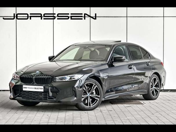 BMW 320e M Sport 150 kW image number 1