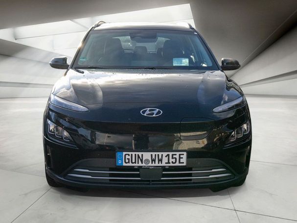 Hyundai Kona EV Trend 150 kW image number 3