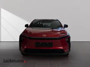 Car image 3
