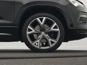 Car image 50