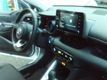 Car image 21