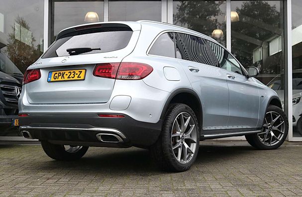 Mercedes-Benz GLC 300 e 4Matic 235 kW image number 2