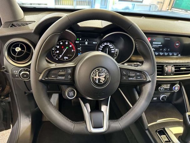 Alfa Romeo Stelvio 2.0 Turbo Business 147 kW image number 15