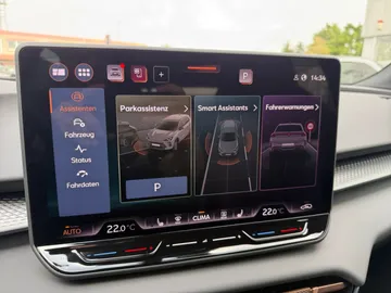Car image 32