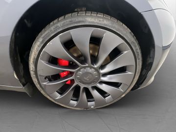Car image 34