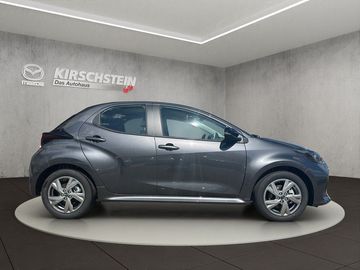 Car image 4