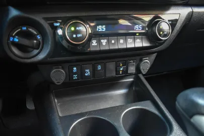 Car image 50