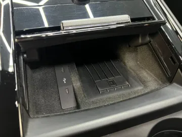Car image 45