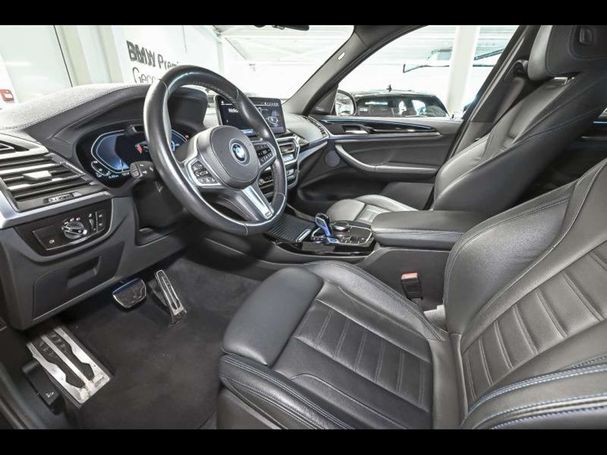 BMW iX3 210 kW image number 4