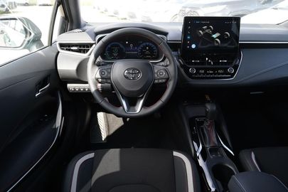 Car image 10