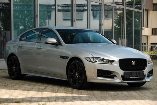 Jaguar XE 132 kW image number 2