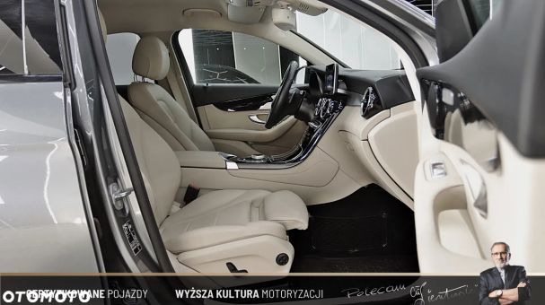 Mercedes-Benz GLC 250 155 kW image number 14