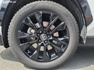 Car image 28