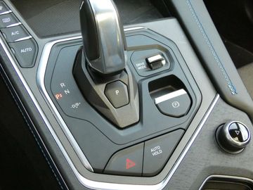 Car image 36