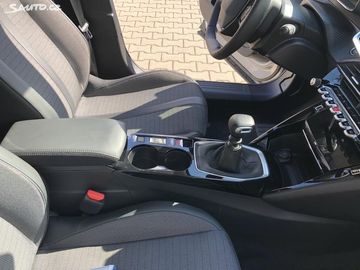 Car image 36