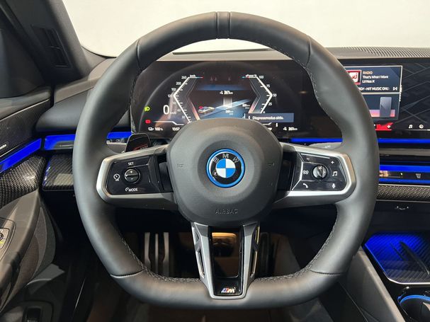 BMW i5 eDrive40 250 kW image number 3