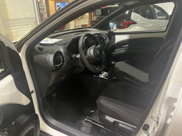 Car image 6