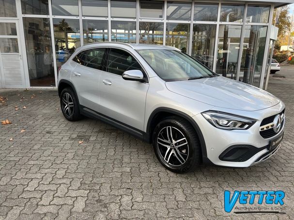 Mercedes-Benz GLA 200 120 kW image number 2