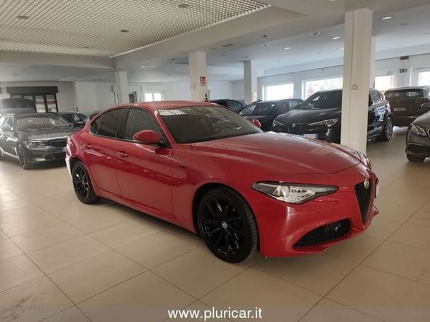 Alfa Romeo Giulia 2.2 AT8 140 kW image number 2