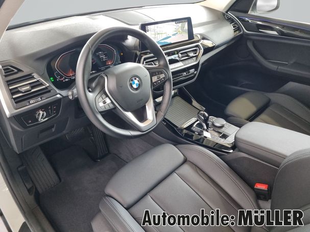 BMW X3 xDrive 135 kW image number 13