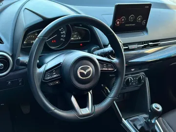 Car image 31