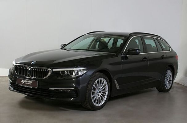 BMW 520d Touring 140 kW image number 1