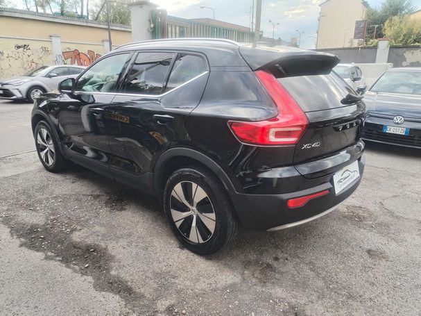 Volvo XC40 T4 Inscription Expression 155 kW image number 4