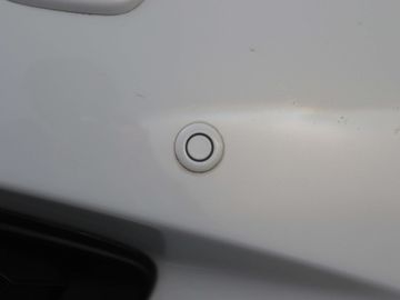 Car image 38