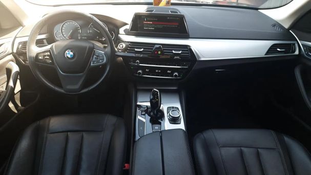 BMW 520d Touring 140 kW image number 28