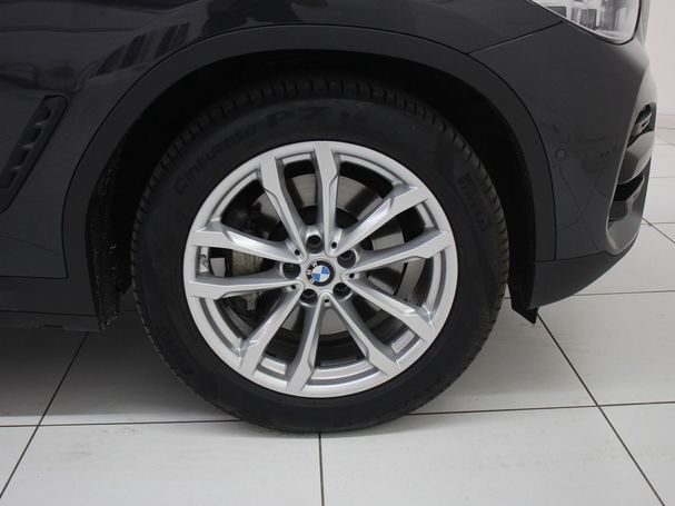 BMW X3 xDrive30d Advantage 195 kW image number 19